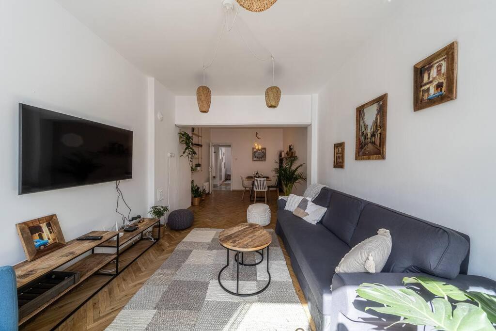 סופיה Bohohome Next To The Main Street מראה חיצוני תמונה